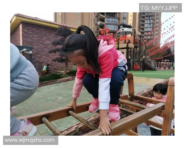 幼儿足球乐园小小球员们的快乐时光与成长瞬间